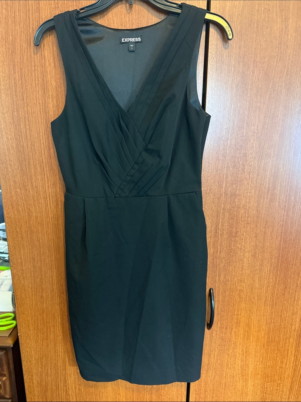 Express Black V-Neck Pleated Sheath Dress